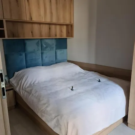 Mostowa 23 Hugo Apartment, Self Check-in 24h, Free Parking, Air-conditioning * פוזנן