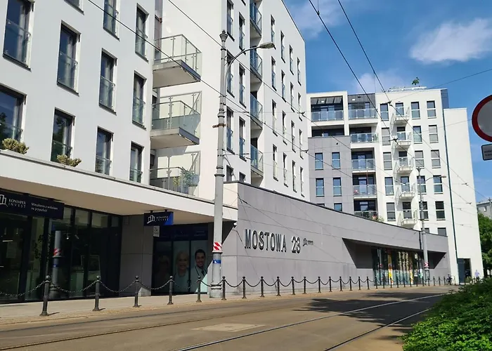 Апартаменты Mostowa 23 Hugo Apartment, Self Check-in 24h, Free Parking, Air-conditioning Познань